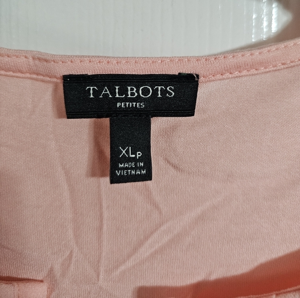 Talbots Womens Petite XL Pink Pintuck Blouse Sheer Sleeve Rayon Top Preppy - Picture 4 of 7